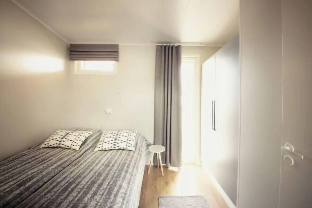 Blackout curtains, soundproofing, iron/ironing board, cots/infant beds
