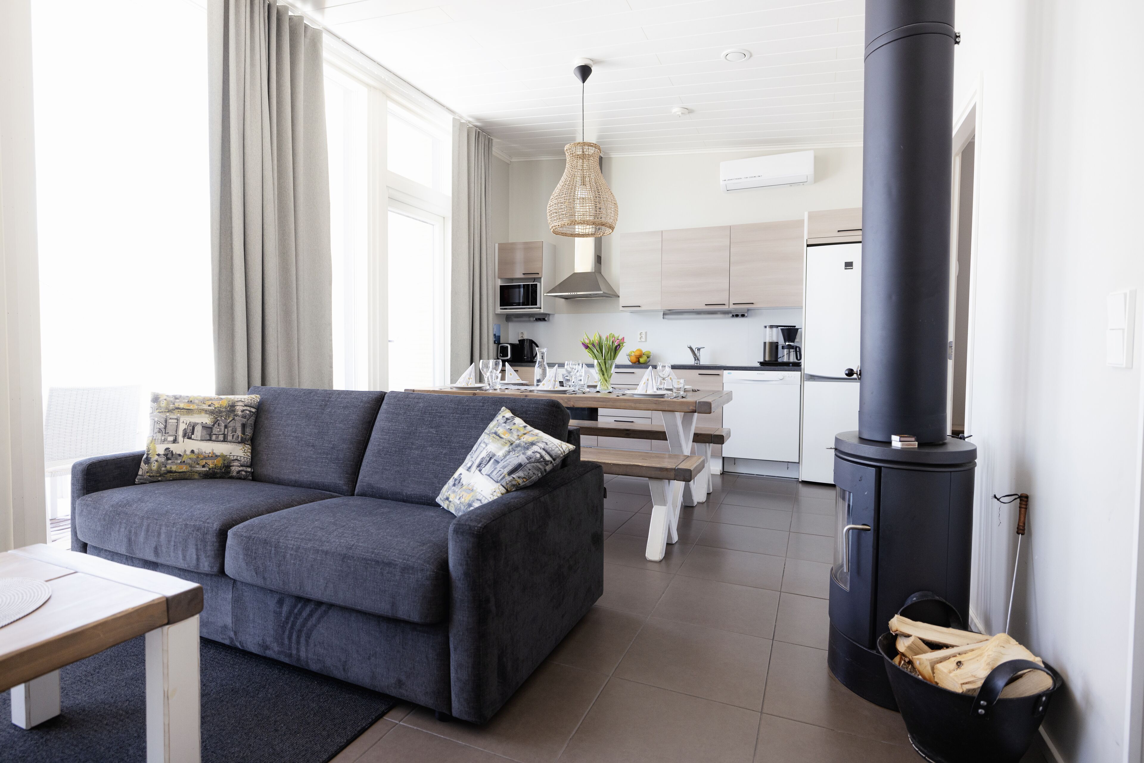 Deluxe Villa, 2 Bedrooms, Sauna | Living area