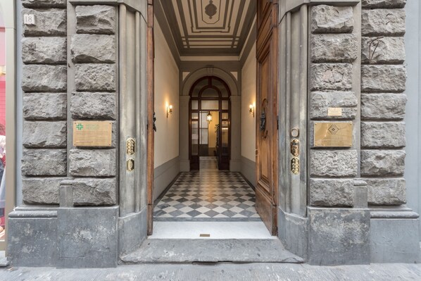 Apartment, 2 Bedrooms | Exterior