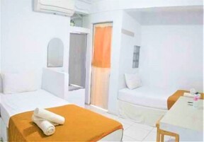 Desk, free WiFi, bed sheets