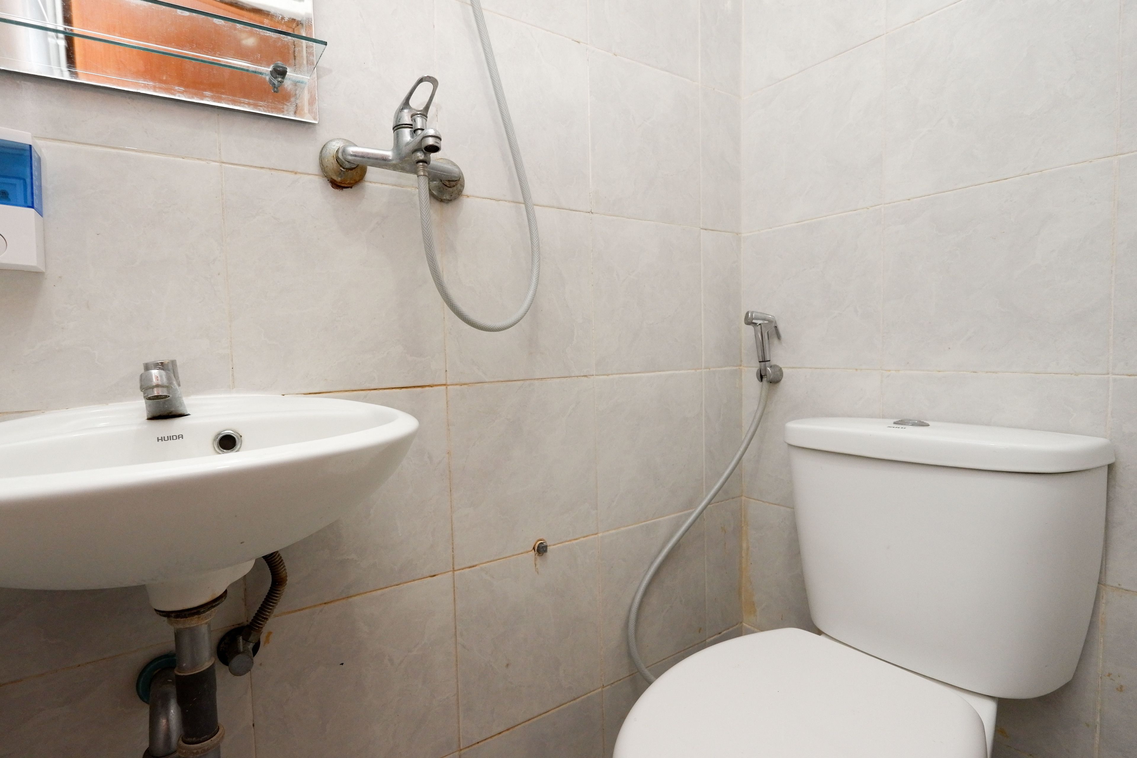 Photo - RedDoorz Near Kota Lama Semarang