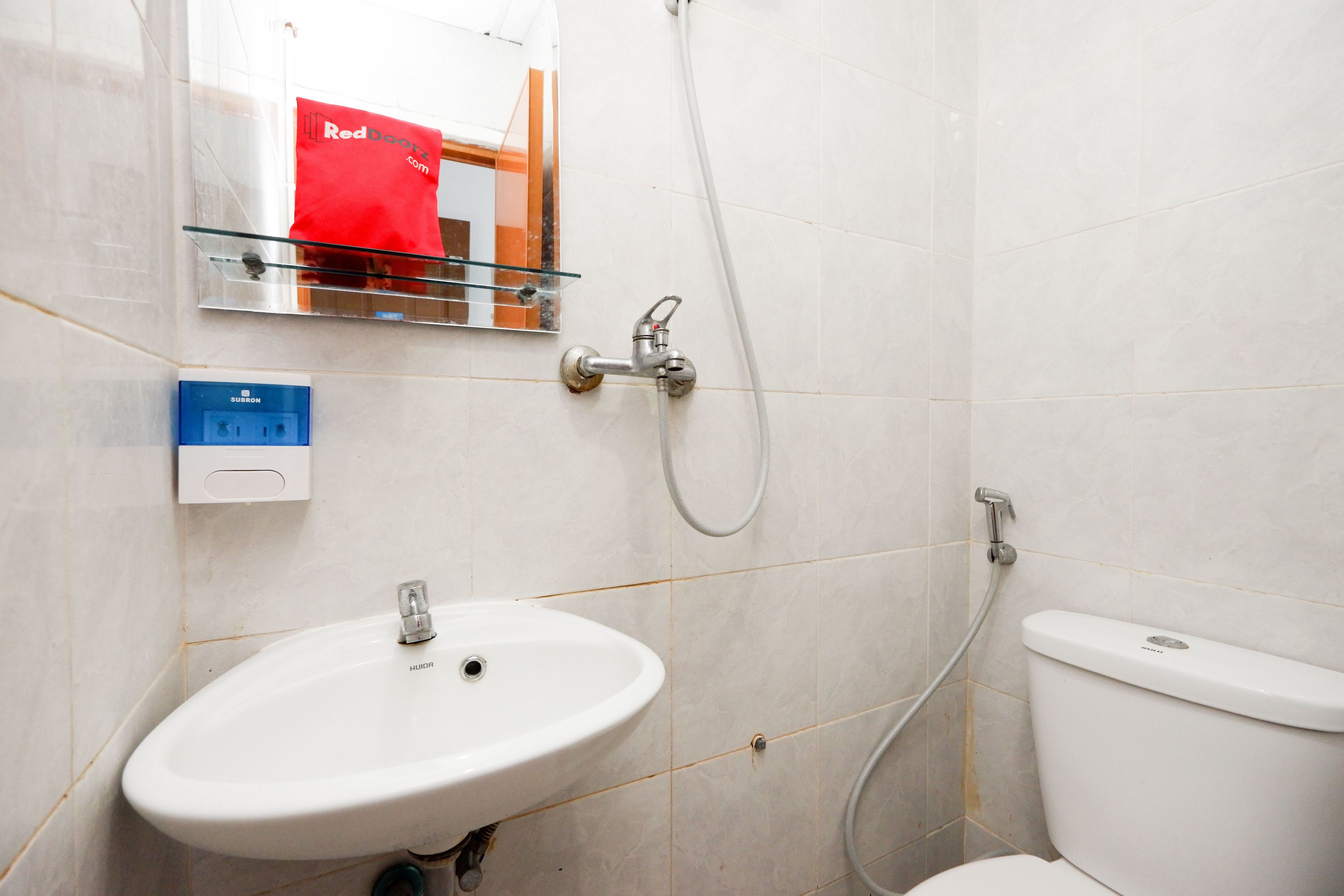 Photo - RedDoorz Near Kota Lama Semarang