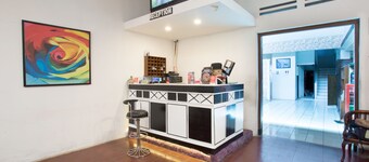 RedDoorz @ Supratman Street