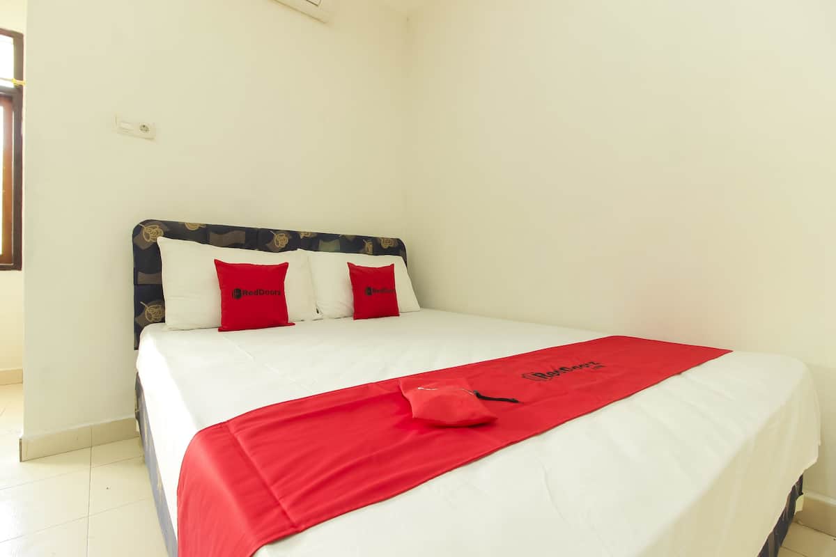 Habitación doble | Escritorio, wifi gratis, ropa de cama