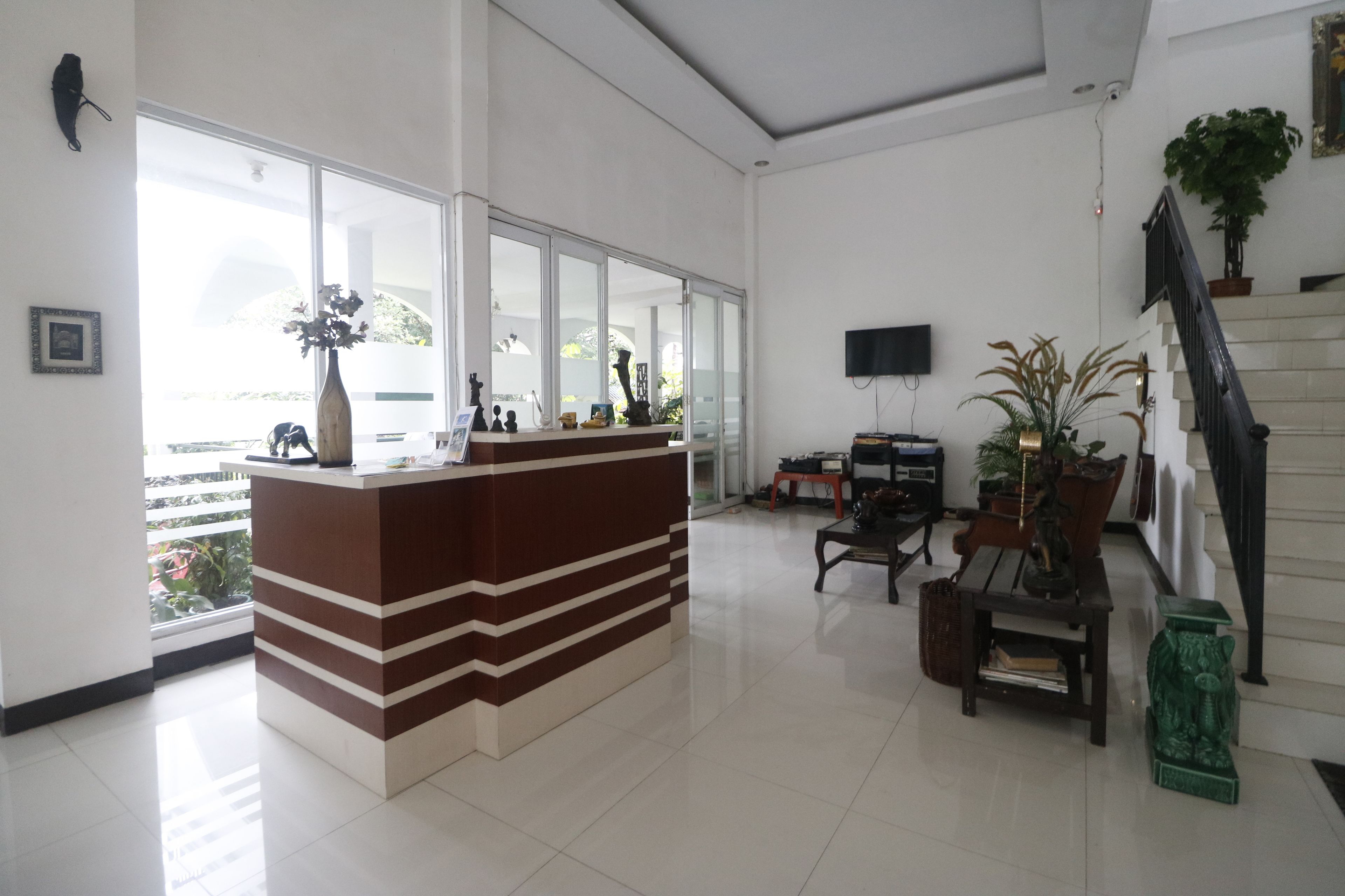 Quầy tiếp tân