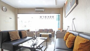 Kawasan tempat duduk lobi