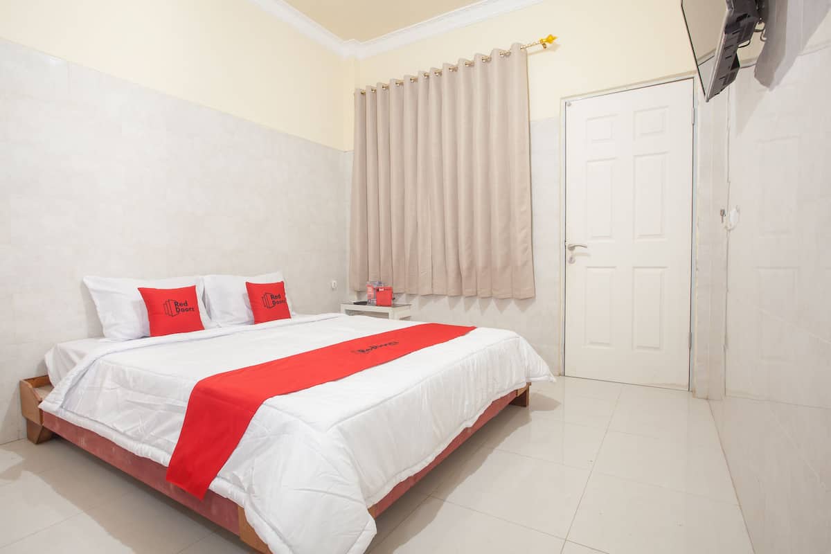 double room | desk, free wifi, bed sheets