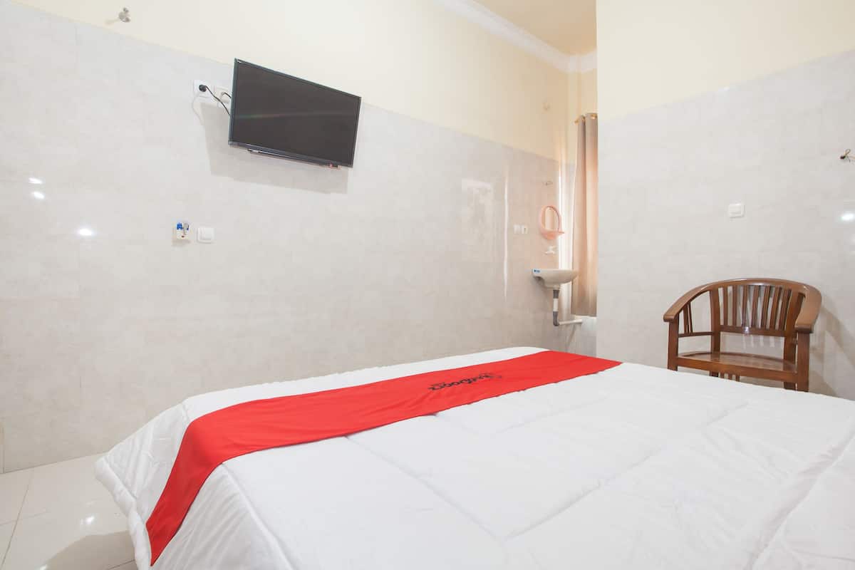 double room | desk, free wifi, bed sheets