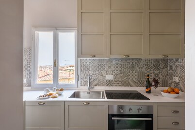 Once Upon A Time in Florence: NEW LUXURY AND CHARMING SUITE PONTE VECCHIO