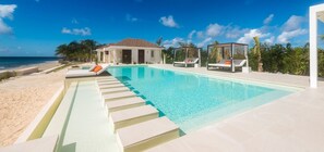 Outdoor pool - Villa Turtle Nest (Les Terres Basses)
