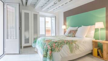 3 dormitorios, tabla de planchar con plancha, wifi gratis y ropa de cama