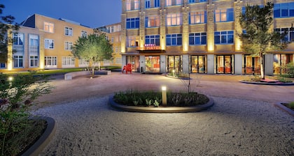 Hotel The Match