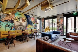 Àrea amb seients del vestíbul