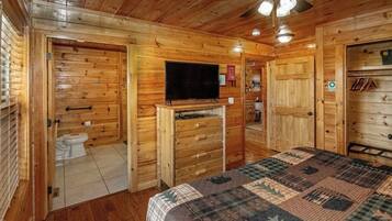 4 bedrooms, memory-foam beds, desk, iron/ironing board