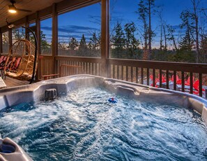 室外 SPA 浴池