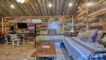 4 habitaciones, camas con efecto memoria y escritorio