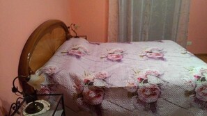 Phòng đôi, phòng tắm dùng chung | Nôi/giường cho trẻ sơ sinh (phụ phí), giường gấp/giường phụ (phụ phí)