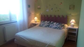 Double Room (Prairie) | Individually decorated, individually furnished, free WiFi, bed sheets