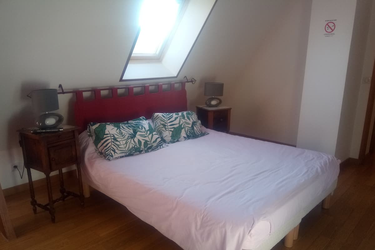 Quadruple Room (Basse cour) | Individually decorated, individually furnished, free WiFi, bed sheets