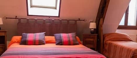 Quadruple Room (Crin d'or) | Individually decorated, individually furnished, free WiFi, bed sheets