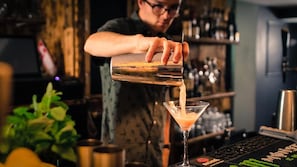 Bar (in der Unterkunft)