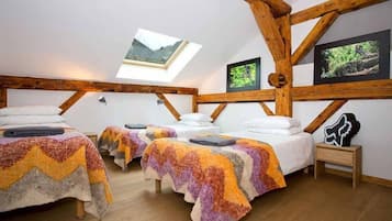 Triple Room, 3 Single Beds