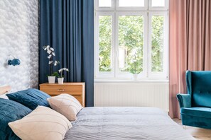 Suite, dapur kecil (Malaga 3) | Brankas, setrika/meja setrika, Wi-Fi gratis, dan seprai linen