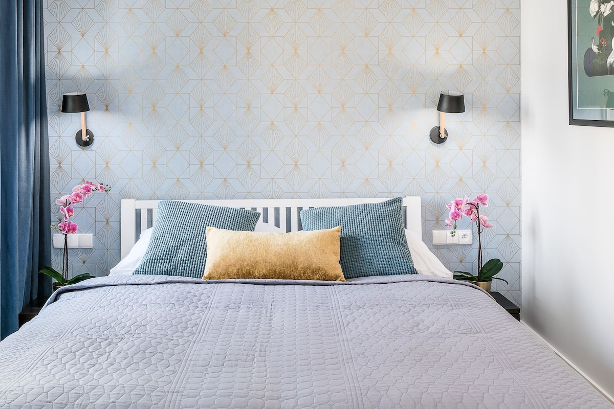 Suite, balcone (Malaga 1) | Una cassaforte in camera, ferro/asse da stiro, Wi-Fi gratuito, lenzuola