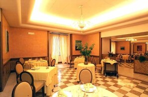 Restaurant - Hotel Miramonti (Rieti)