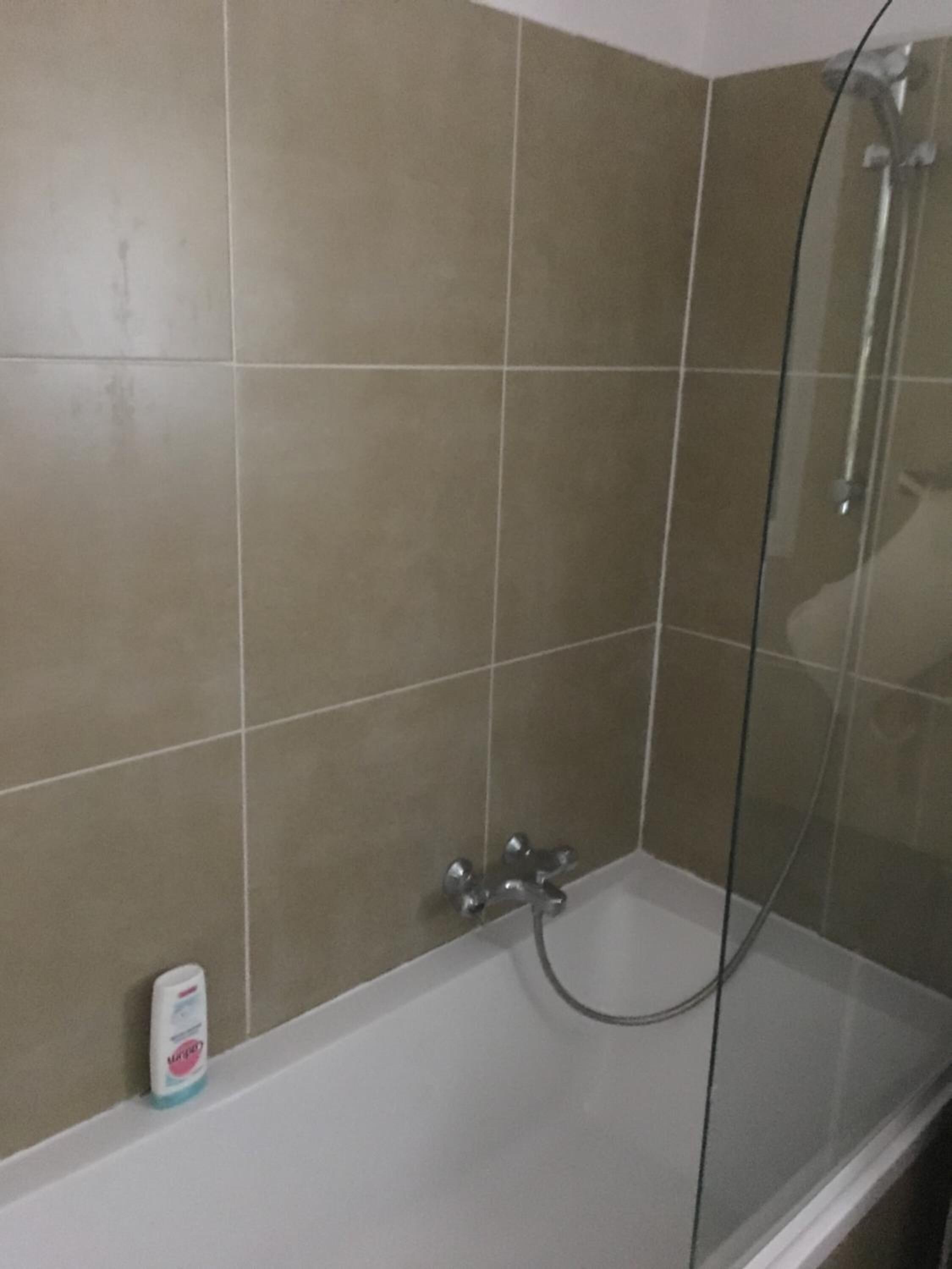 Shower, free toiletries, towels, soap