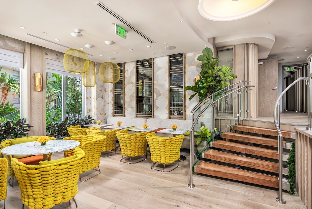 Lennox Miami Beach by null