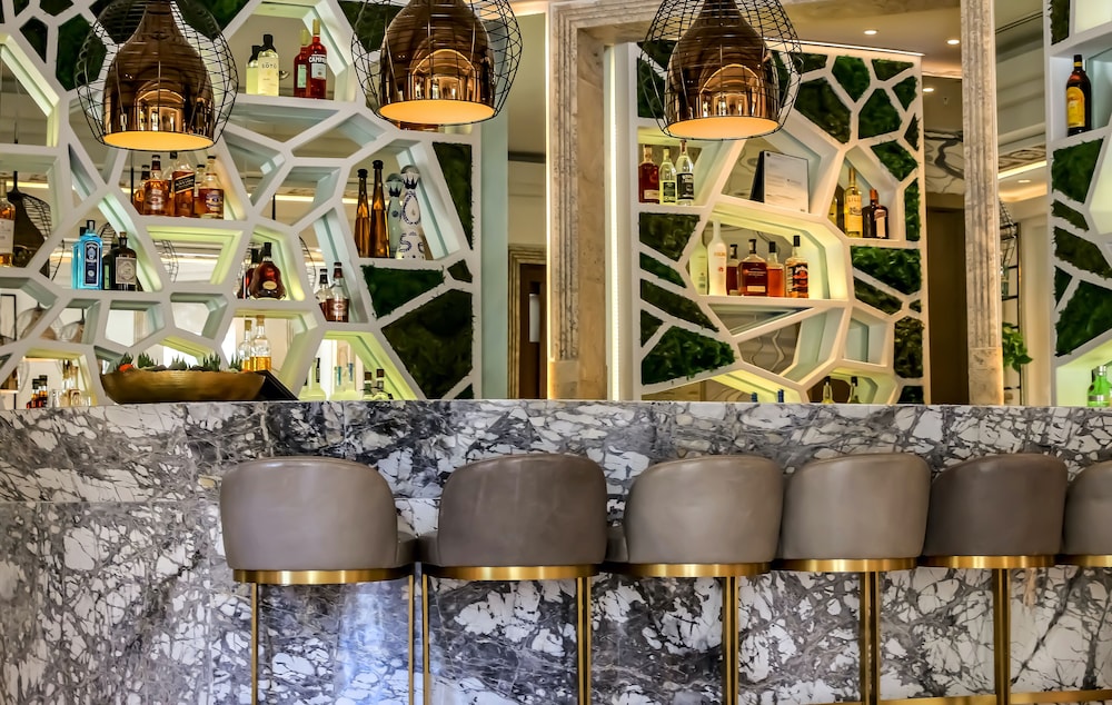 Lennox Miami Beach by null