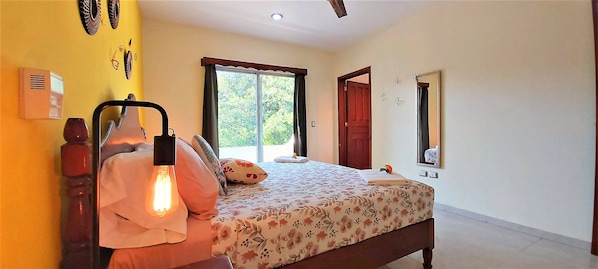 Family House, Multiple Beds (Roja)