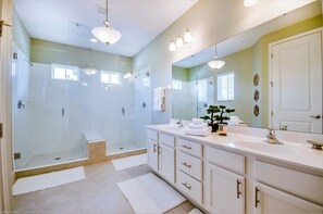 Villa - 5 sovrum | Badrum