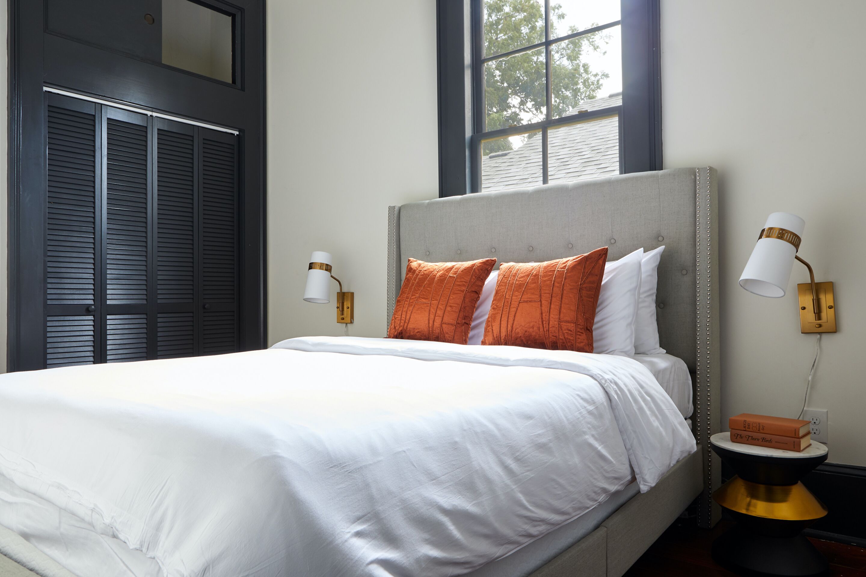 Photo - Sonder Doubloon