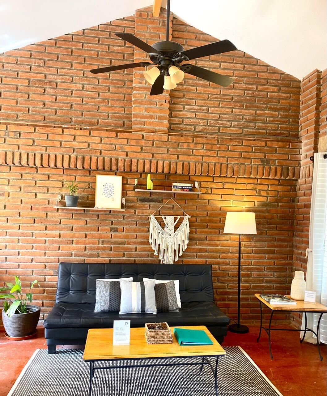 Comfort Room, Non Smoking | Living area