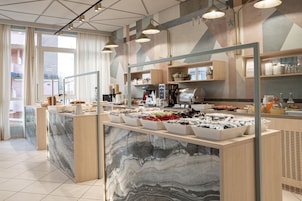 Desayuno buffet incluido todos los días