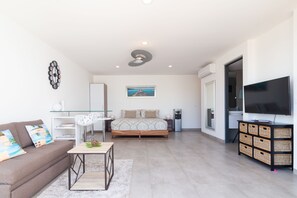 Studio, 1 Queen Bed, Non Smoking | Living area | Flat-screen TV - Icono 501 by CocoBR (Playa del Carmen)