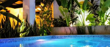 Outdoor pool, pool loungers