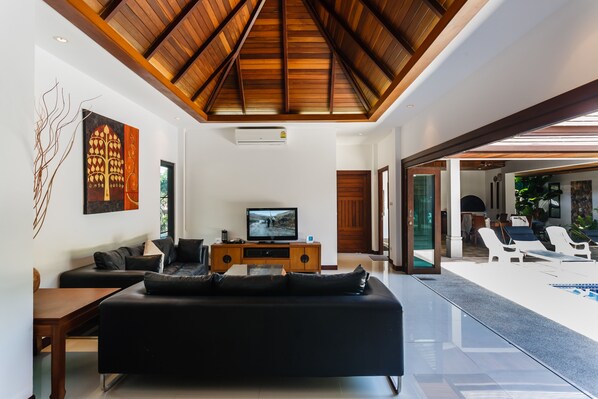 5-Bedroom Pool Villa | Living room | 40-inch flat-screen TV with cable channels, TV - Villa Frangipani by Lofty (Rawai)