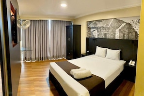 Free WiFi, bed sheets - Hotel Maria Luisa (Lima)