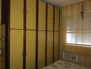 1 quarto, ferros/tábuas de passar roupa, Wi-Fi, roupa de cama