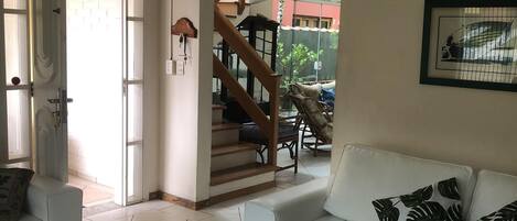 تلفزيون ذكي