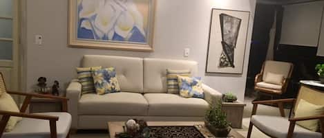 Smart TV, table football, ping pong, books