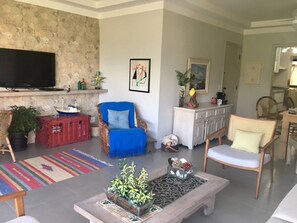 Smart TV, table football, ping pong, books