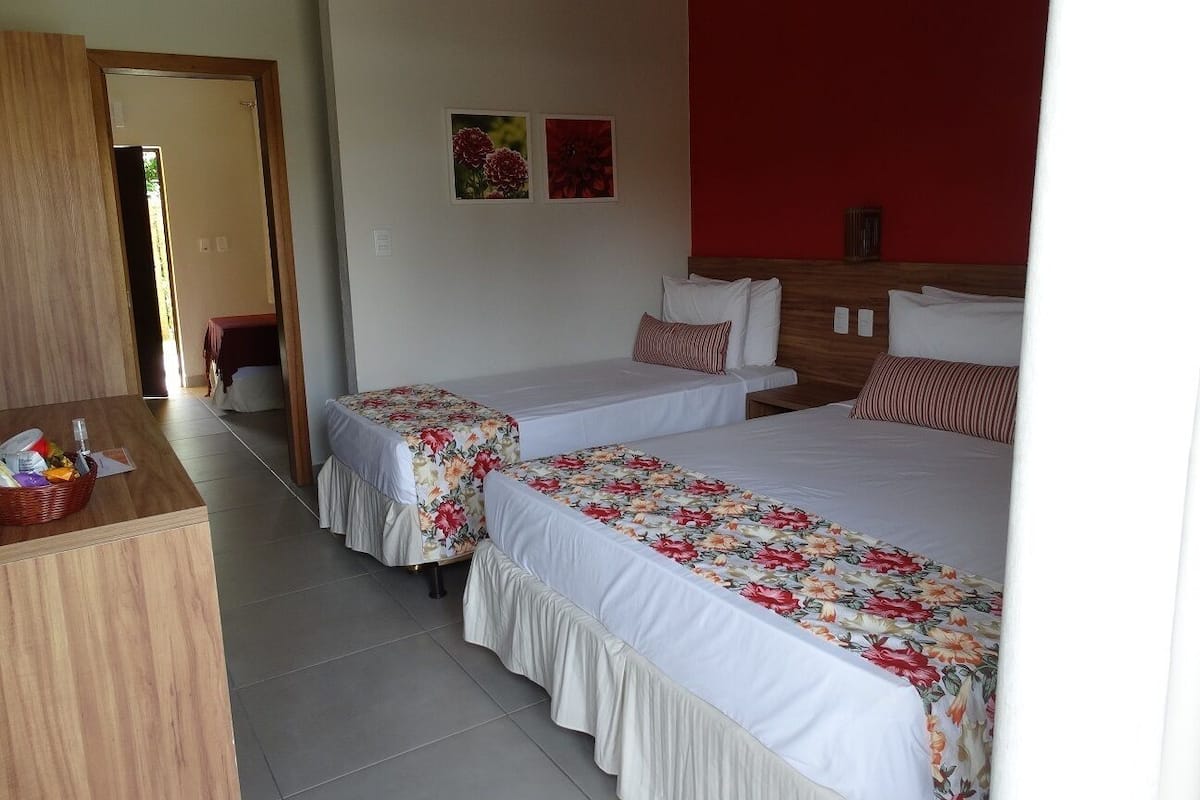 Family Quadruple Room (Suite)