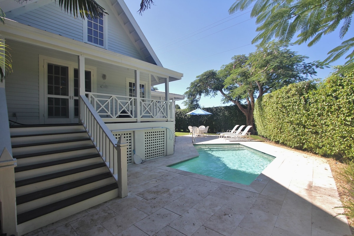 Photo 20 of Royal Palm Cottage - Walk to Beach and Fifth Ave