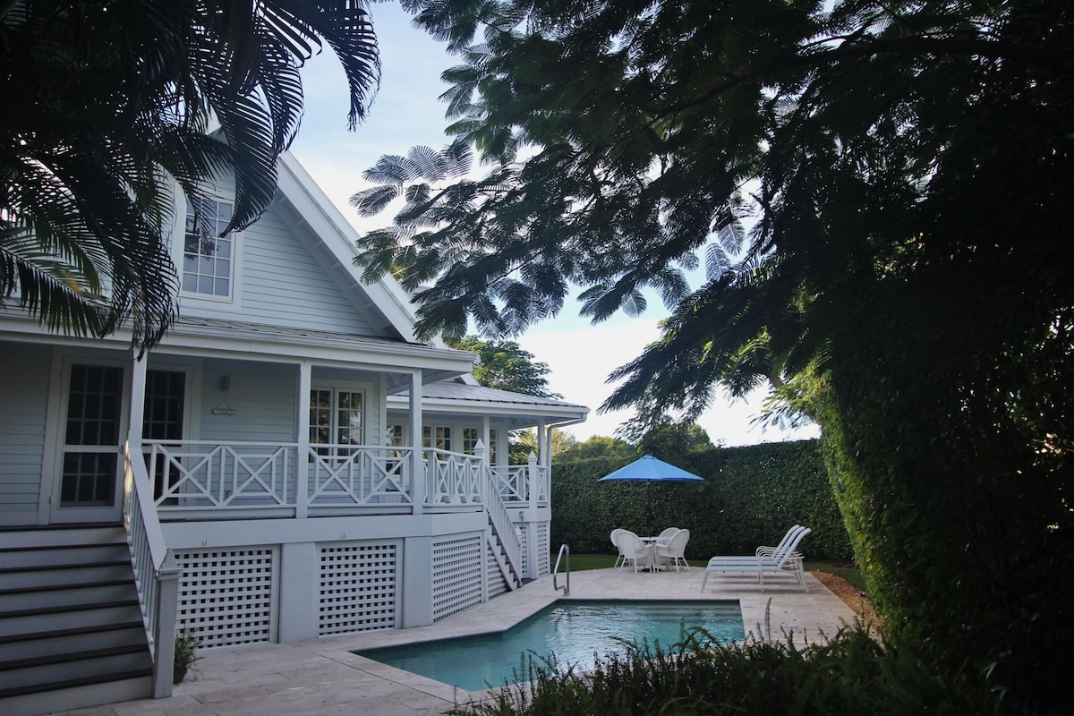 Photo 24 of Royal Palm Cottage - Walk to Beach and Fifth Ave