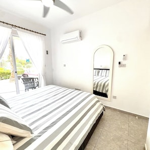 1 Schlafzimmer, Bügeleisen/Bügelbrett, Reisekinderbett, kostenloses WLAN