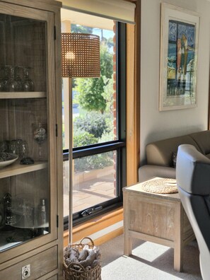 Smart TV, fireplace, DVD player, toys - RELAX on Ryan @Robe - 100m to Town+Beach 🏖 Fantastic location! (Robe)